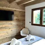 Chalet Les Roitelets 5 Etoiles Avec Jacuzzi Sauna