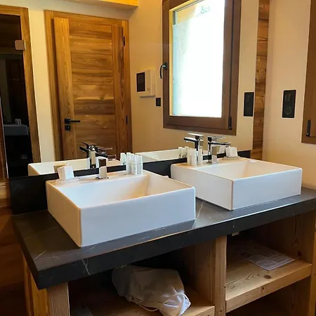 Les Roitelets 5 Etoiles Avec Jacuzzi Sauna Chalet