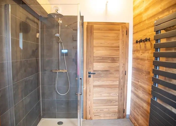 Chalet Les Roitelets 5 Etoiles Avec Jacuzzi Sauna